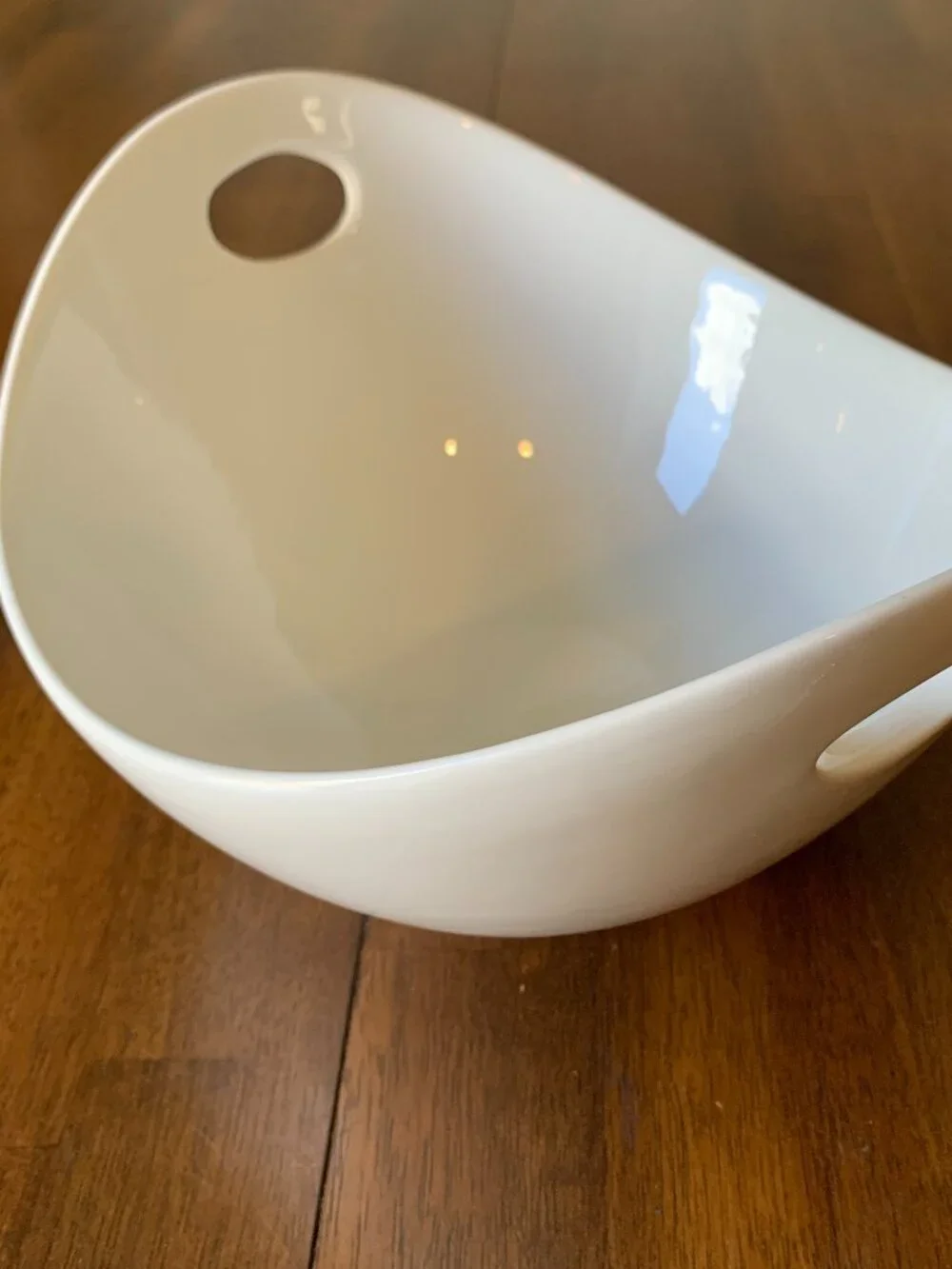 Palm Restaurant Modern White Ceramic Large Serving Bowl Side Handles Dishwasher